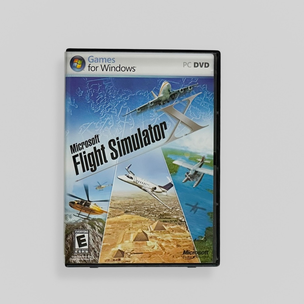 Microsoft Flight Simulator X - PC DVD Windows, Complete w/ Key and Manuals